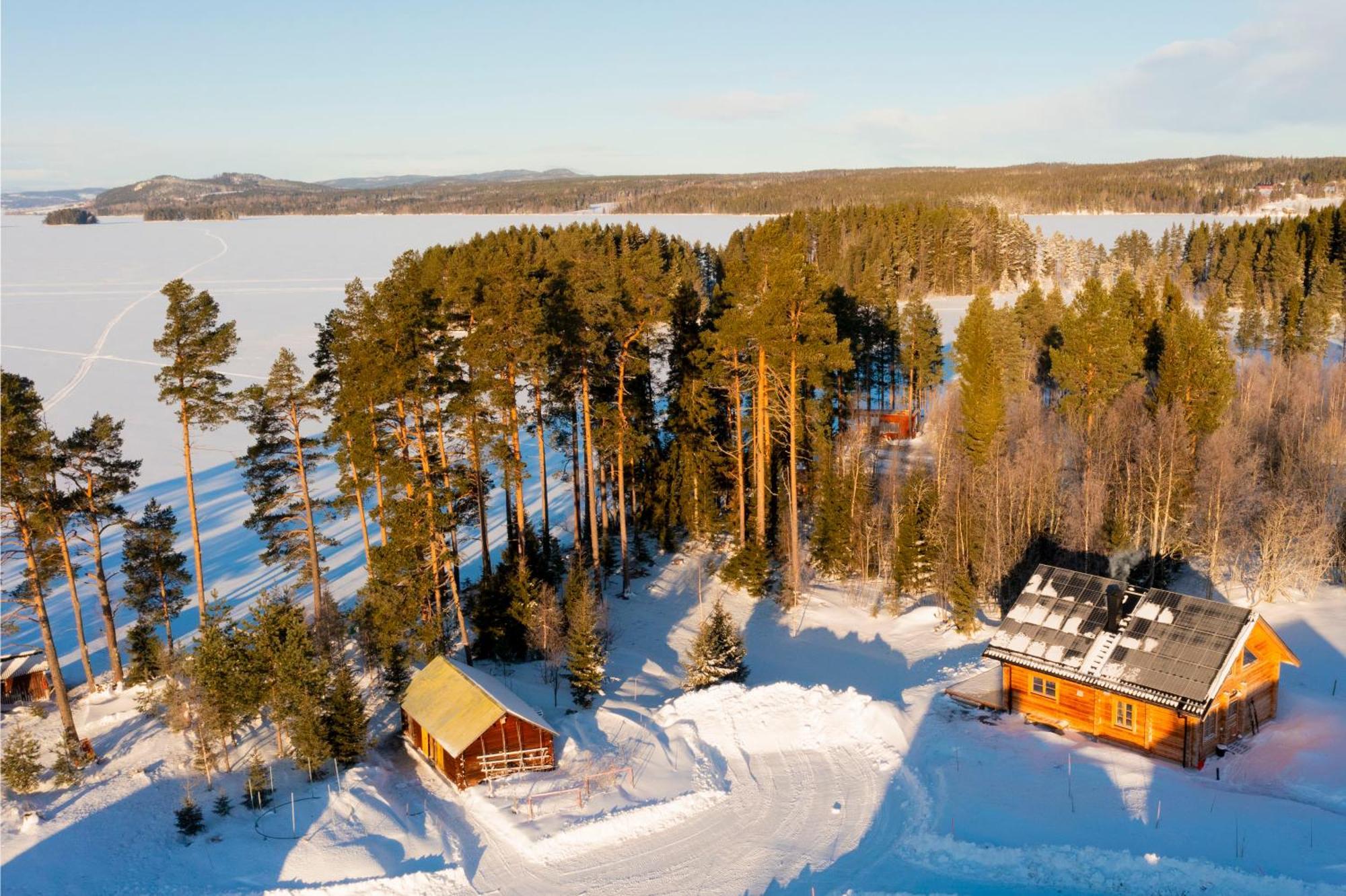Blockhaus Am See - Komfort Umgeben Von Natur! Nalden Extérieur photo